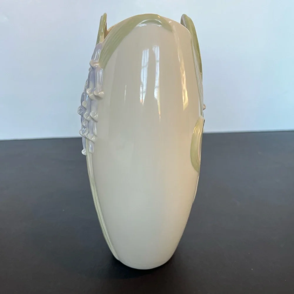 Vintage Lenox Floral Blossoms Blue Bells Vase  NWT